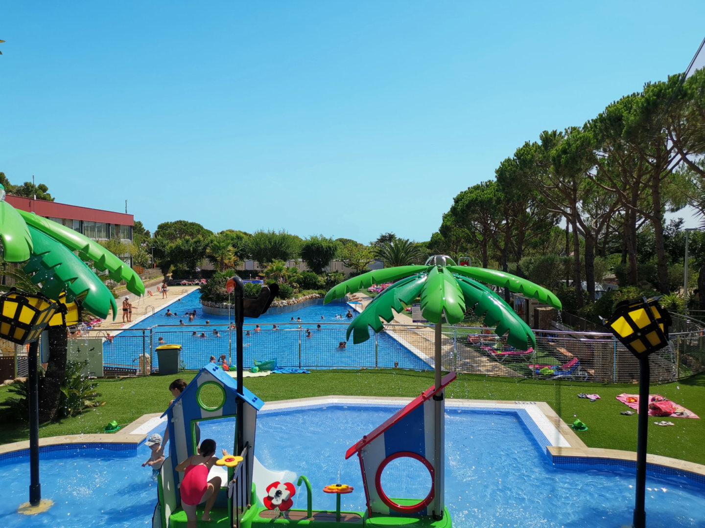 Camping Costa Brava con piscina